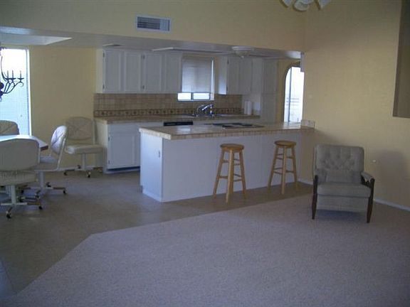 NEW TILE & CARPET 