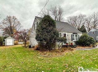 46 Holmes Pl, Fredonia, NY