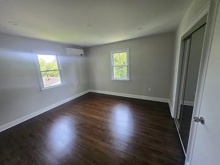59 Willow Ave #1 — Photo 12
