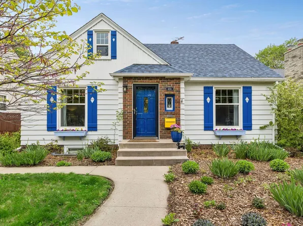 4251 Abbott Ave N, Robbinsdale, MN 55422