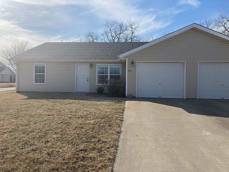 915 Uptegrove Ln, Knob Noster, MO 65336 Zillow