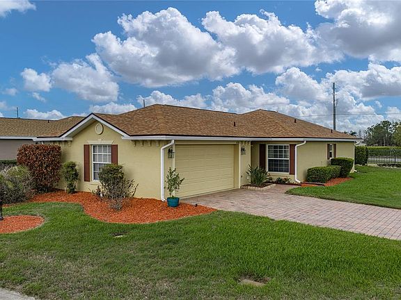 3rd image of 4201 BERWICK DRIVE