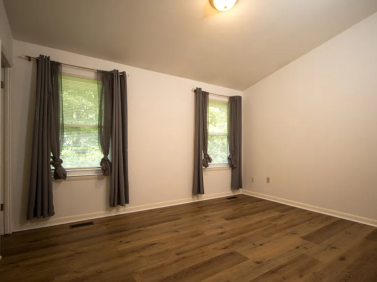 8 Upman Ct — Photo 6