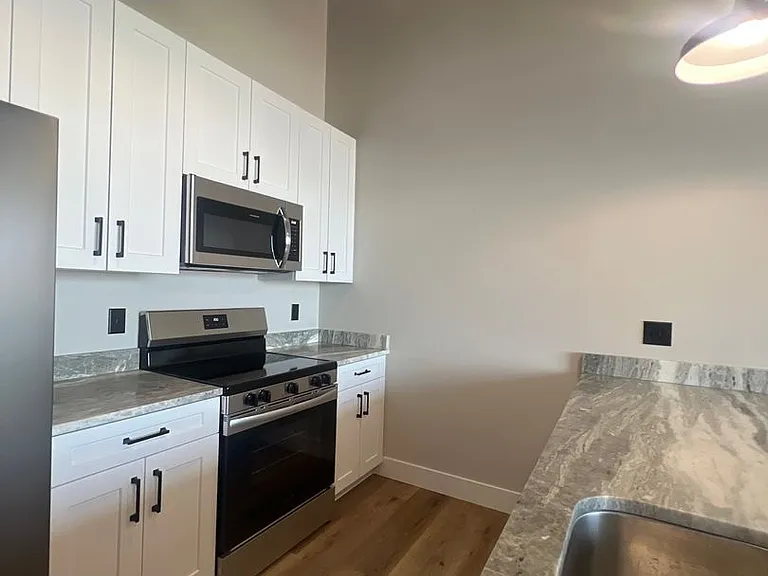 119 E Princess Anne Rd — Photo 90
