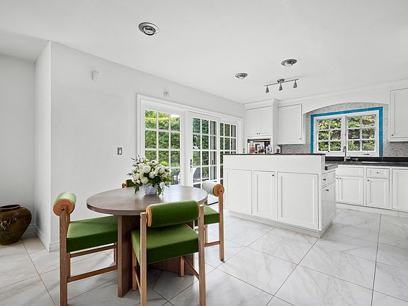 5th image of 10213 Cielo Dr