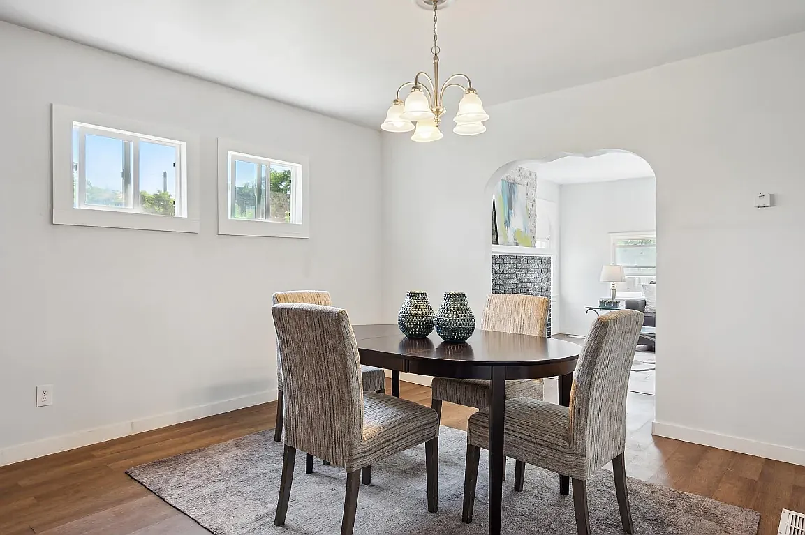 3 bed, 1300 sqft, $1,200 — Photo 4