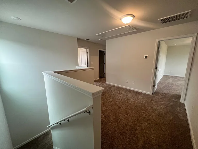 640 Cam Cir — Photo 14