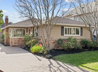 1322 Clinton Ave, Alameda, CA 94501