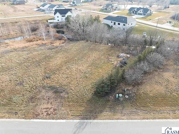 3rd image of 113 Pine Creek Rd