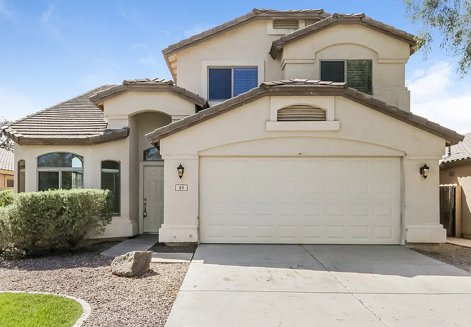 65 W Dexter Way