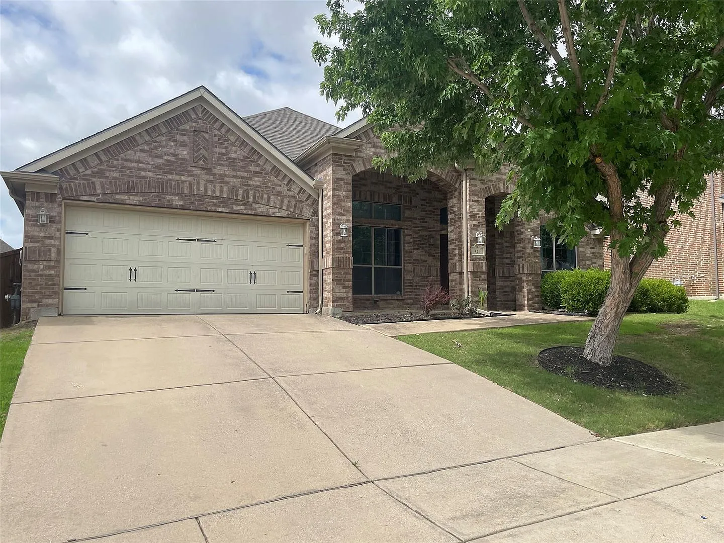 421 Brighton Street, Roanoke, Texas 76262 — Photo 2