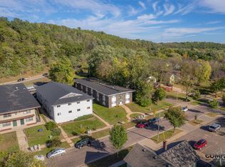 1215 S Dewey St Apartments, Eau Claire, WI 54701