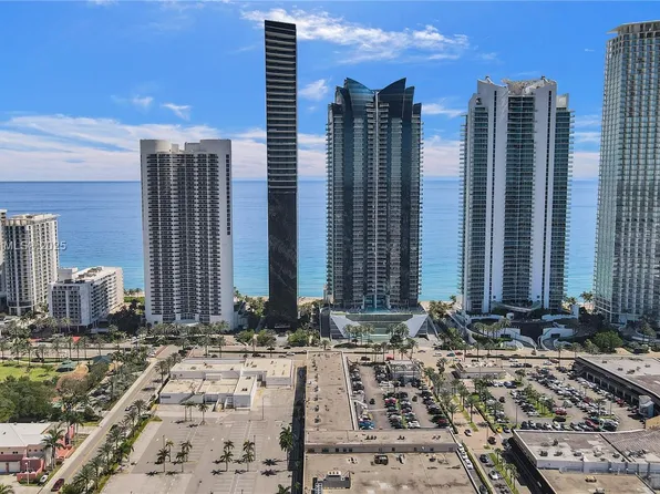 210 172nd St APT 235, Sunny Isles Beach, FL 33160