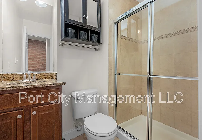 2 W Clement St — Photo 16
