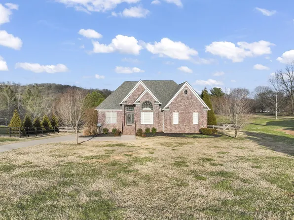 4432 Savage Pointe Dr, Franklin, TN 37064