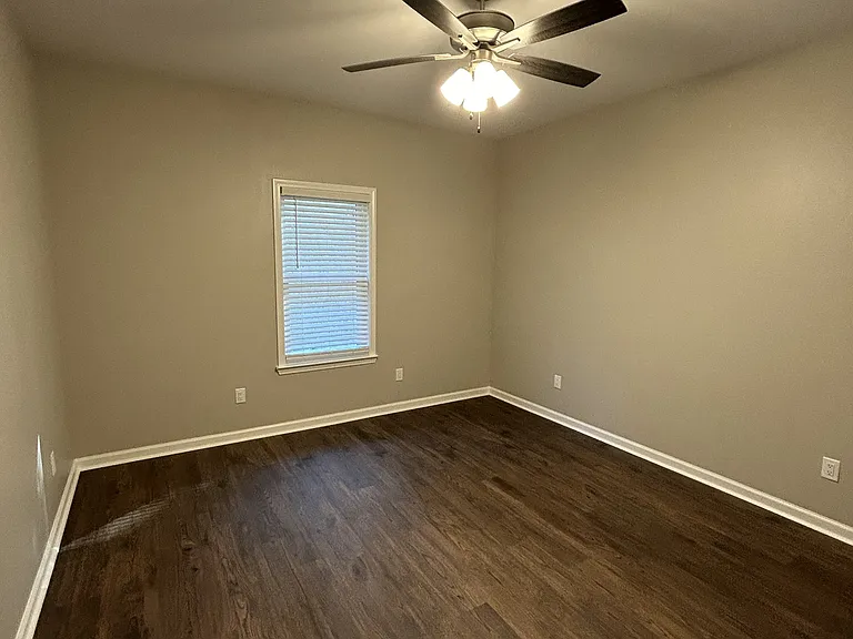 121 Stonebriar Dr — Photo 14