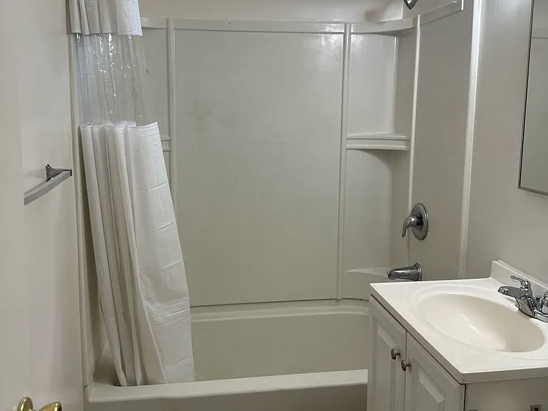 Ponderosa Apartments — Photo 27