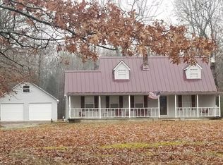 1005 Hipps Creek Ln, Tuscumbia, AL 35674