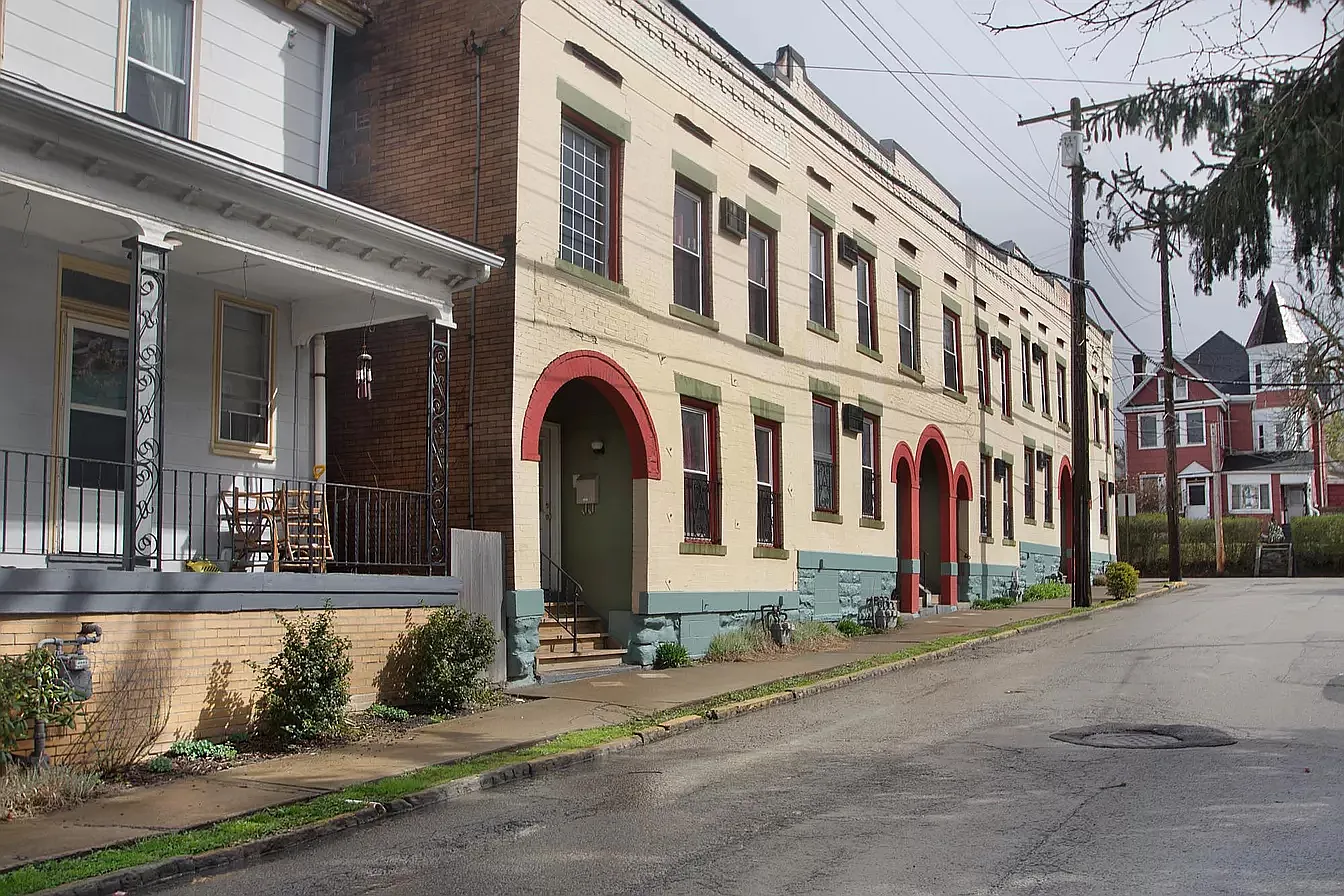 1 bed, 673 sqft, $1,050 — Photo 1