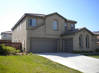 32854 Fairmont Ln, Lake Elsinore, CA 92530