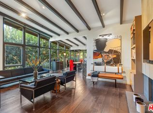 8581 Appian Way, Los Angeles, CA 90046