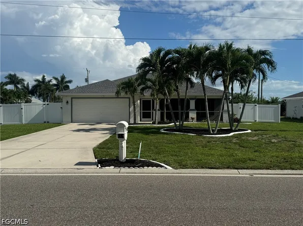 1626 Four Mile Cove Pkwy, Louisville, FL 33990