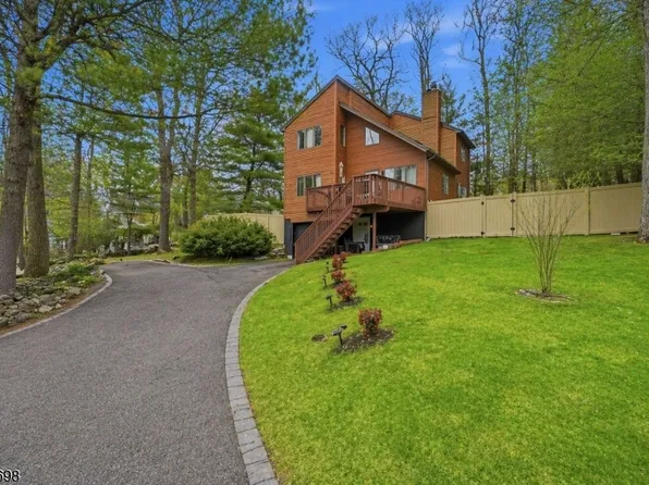 30 Eatontown Rd, West Milford Twp., NJ 07421