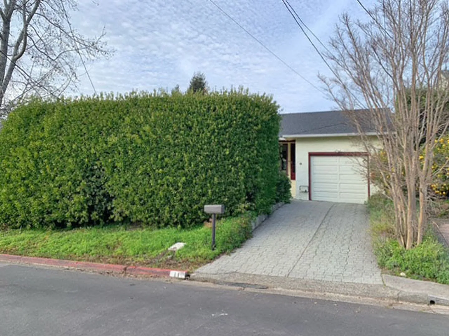 11 Alta Vista Ave photo 1