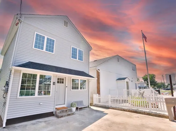 8 E Delaware Pkwy, Villas, NJ 08251