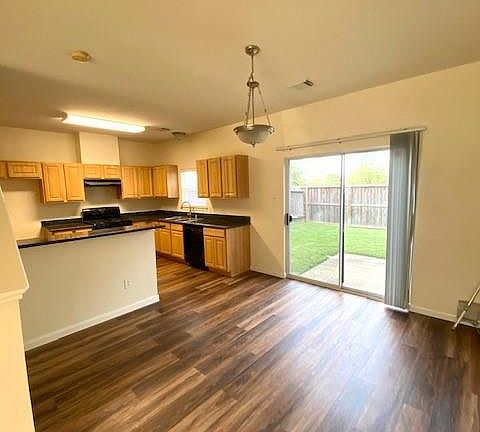 3rd image of 8330 Cassidy Creek Ct