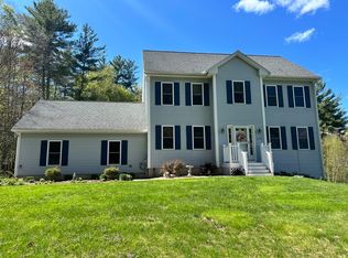278 Oakham Rd, Barre, MA 01005