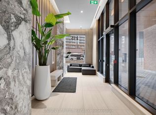 215 Lakeshore Rd W #530, Mississauga, ON L5H0A7