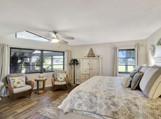 5870 SE Franklin Pl, Hobe Sound, FL 33455