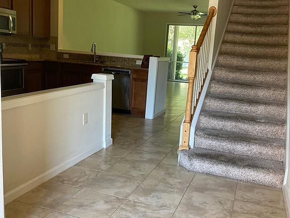 4th image of 6805 Roundleaf Dr