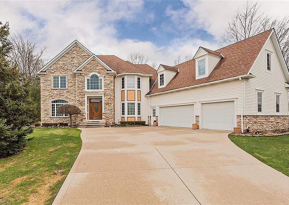 1st image of 6742 Ayleshire Dr