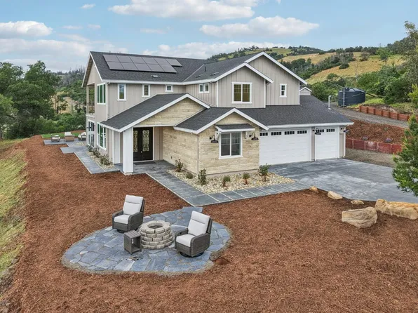 5663 Crystal Drive, Santa Rosa, CA 95404