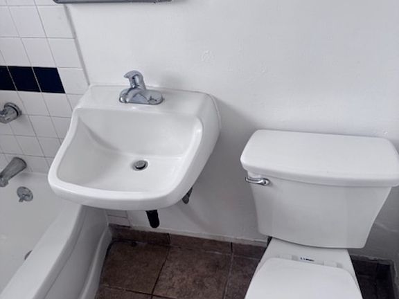 5th image of 357 N Avenue 61