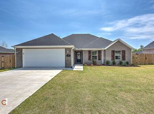 499 Concho St, Farmington, AR 72730