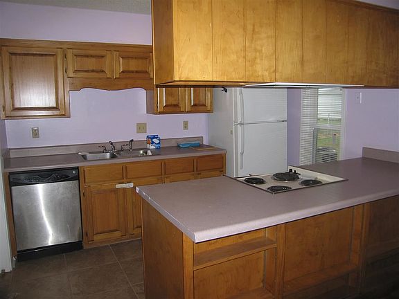 4th image of 6288 Brockman Dr