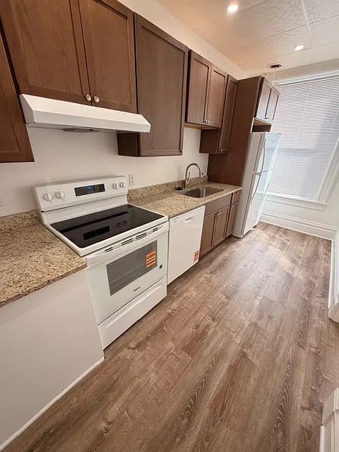 Building Photo - 108 S 2nd Ave #2C
