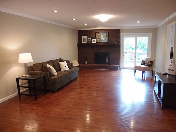4th image of 12253 Prince Towne Dr