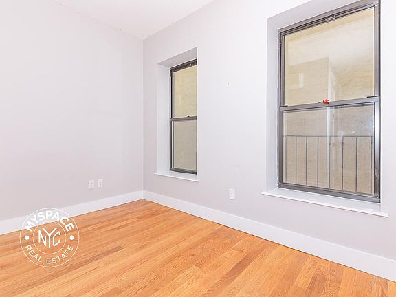 4th image of 228 New York Ave APT 3A