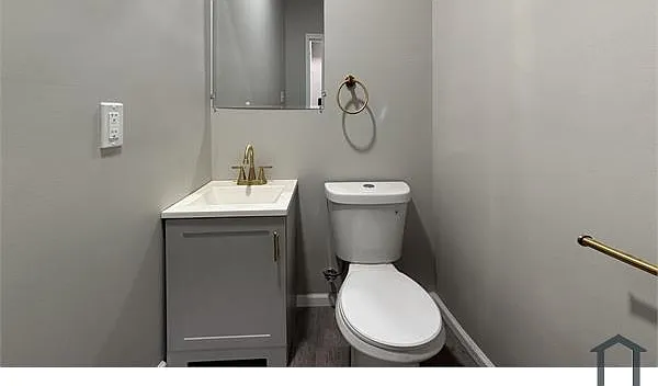 3 bed, $1,725 — Photo 2