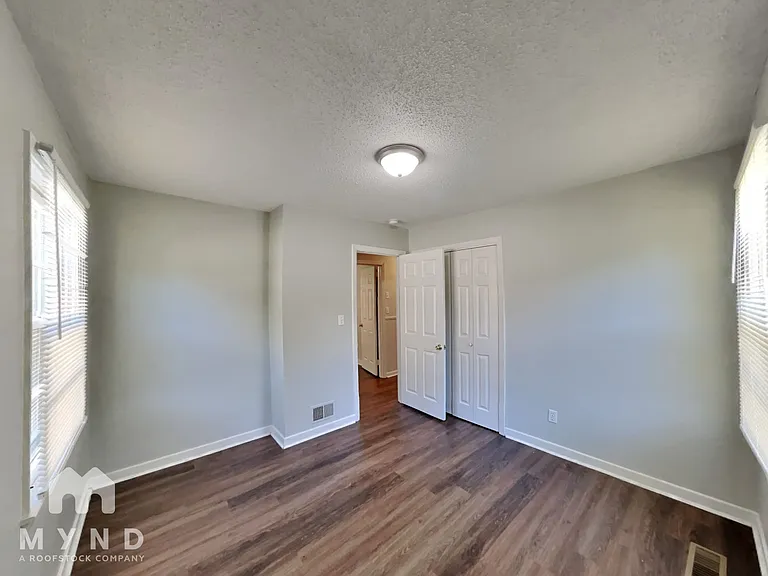 217 Marshall Dr — Photo 14