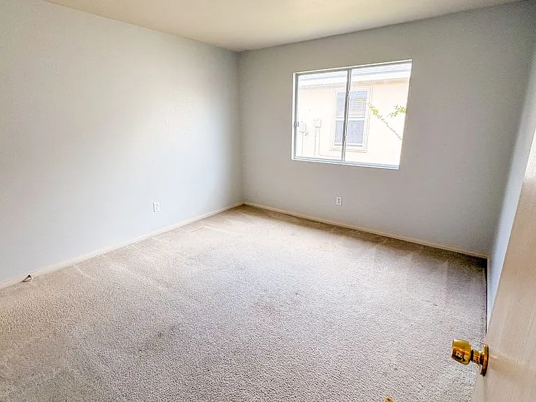 2909 Blackburn Dr — Photo 10