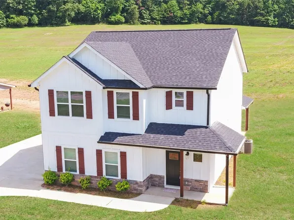 1200 Walters Rd, Lavonia, GA 30553