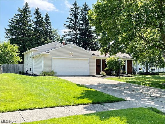 2nd image of 1811 Edenhall Dr