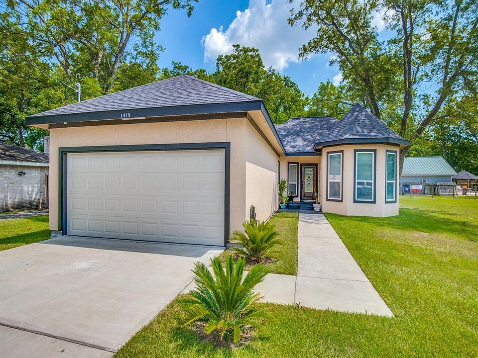 1st image of 1419 Browning Ln