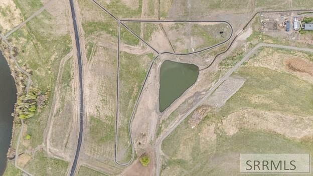 1st image of Rivers Edge Dr