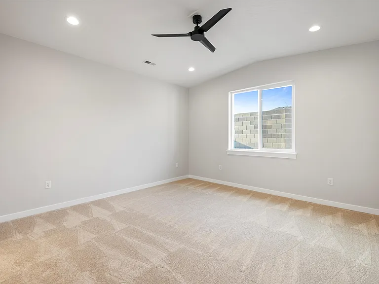 6258 W 33rd Ave — Photo 9
